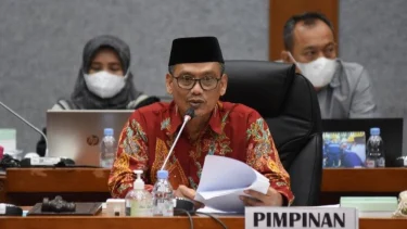 Hartono Terpilih Jadi Rektor UNS Secara Aklamasi