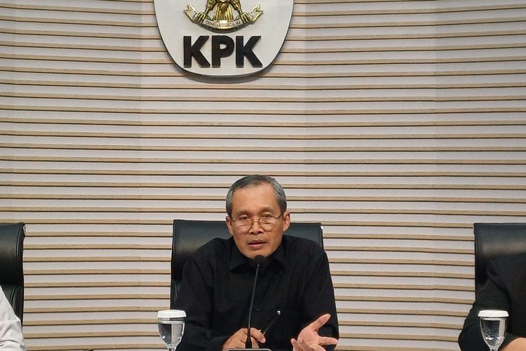 KPK Sita Rp380 Juta dalam Kasus Suap Dana Hibah DPRD Jatim